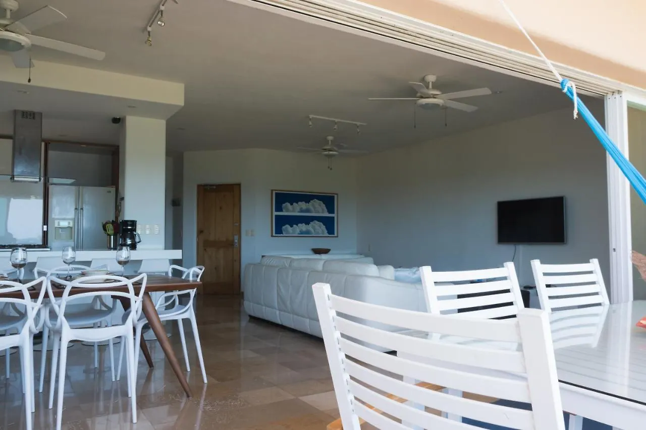 Costa Brava Apartments I Ocean Front Puerto Aventuras 0*,  Messico