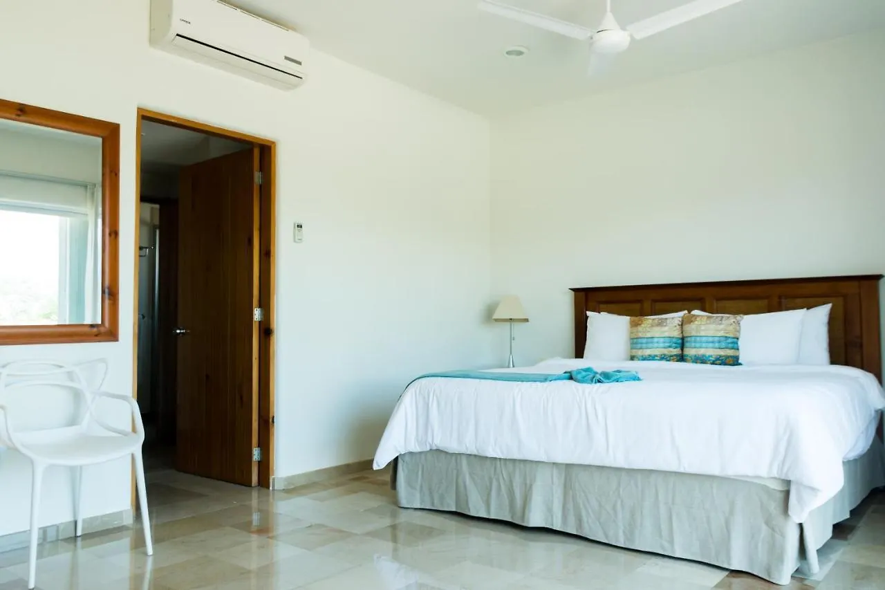 Costa Brava Apartments I Ocean Front Puerto Aventuras Casa vacanze