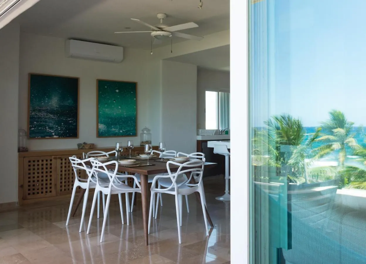 Costa Brava Apartments I Ocean Front Puerto Aventuras Messico
