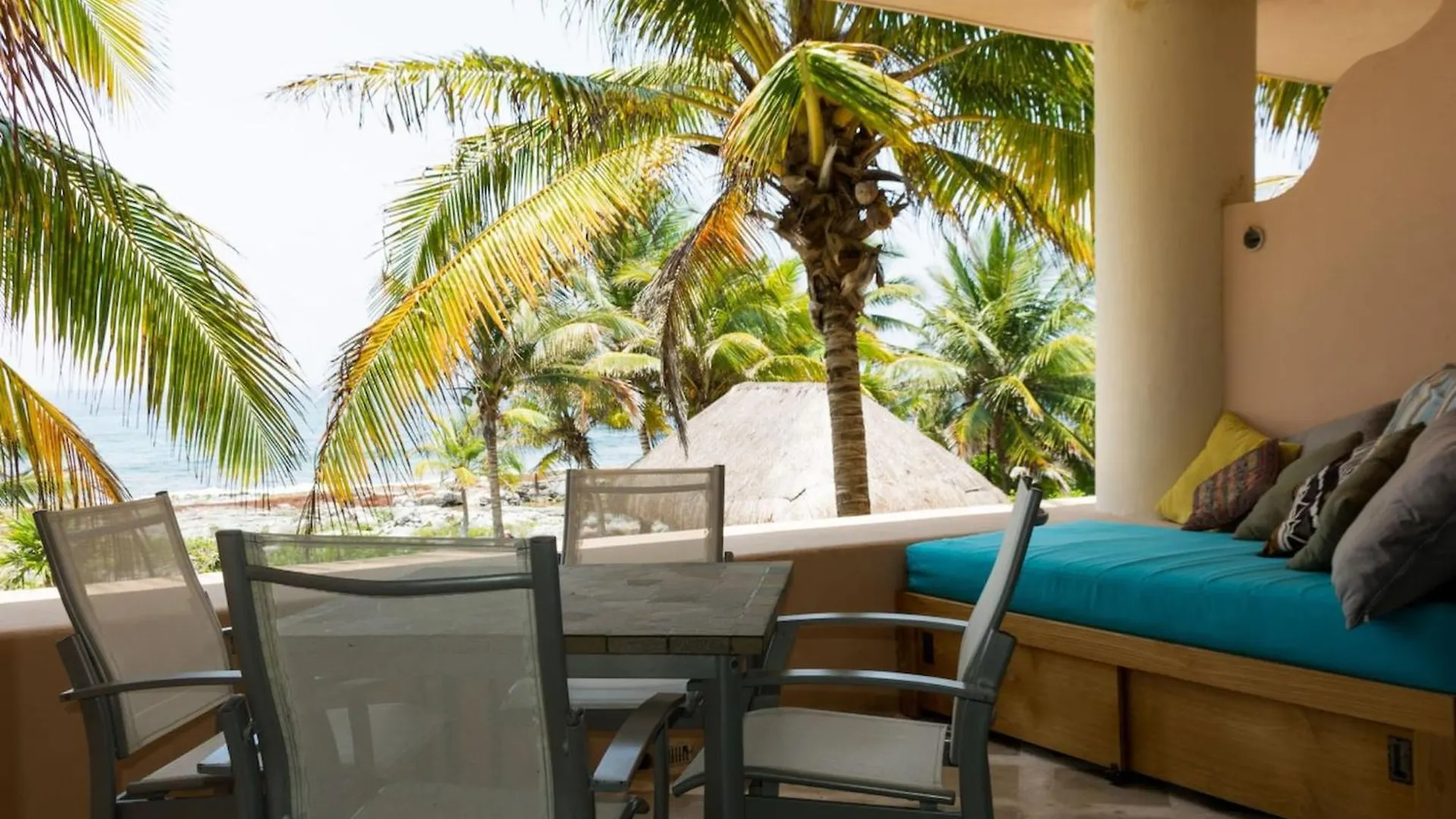 Costa Brava Apartments I Ocean Front Puerto Aventuras 0*,  Messico